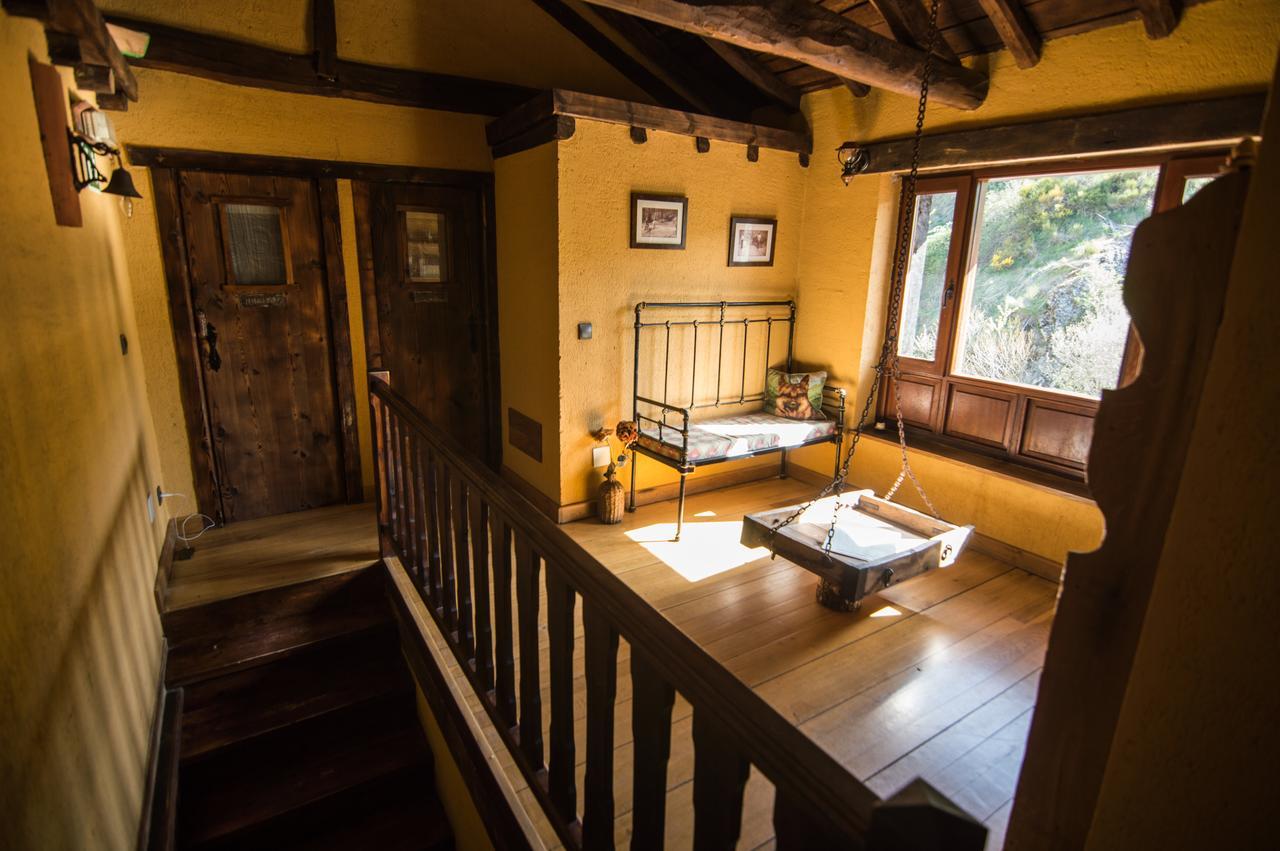 Casa Rural La Catedral De La Montana Guest House Lois Exterior photo
